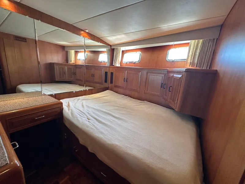 Slide: The Image of Ocean Alexander 60 Pilothouse 1985 - 78