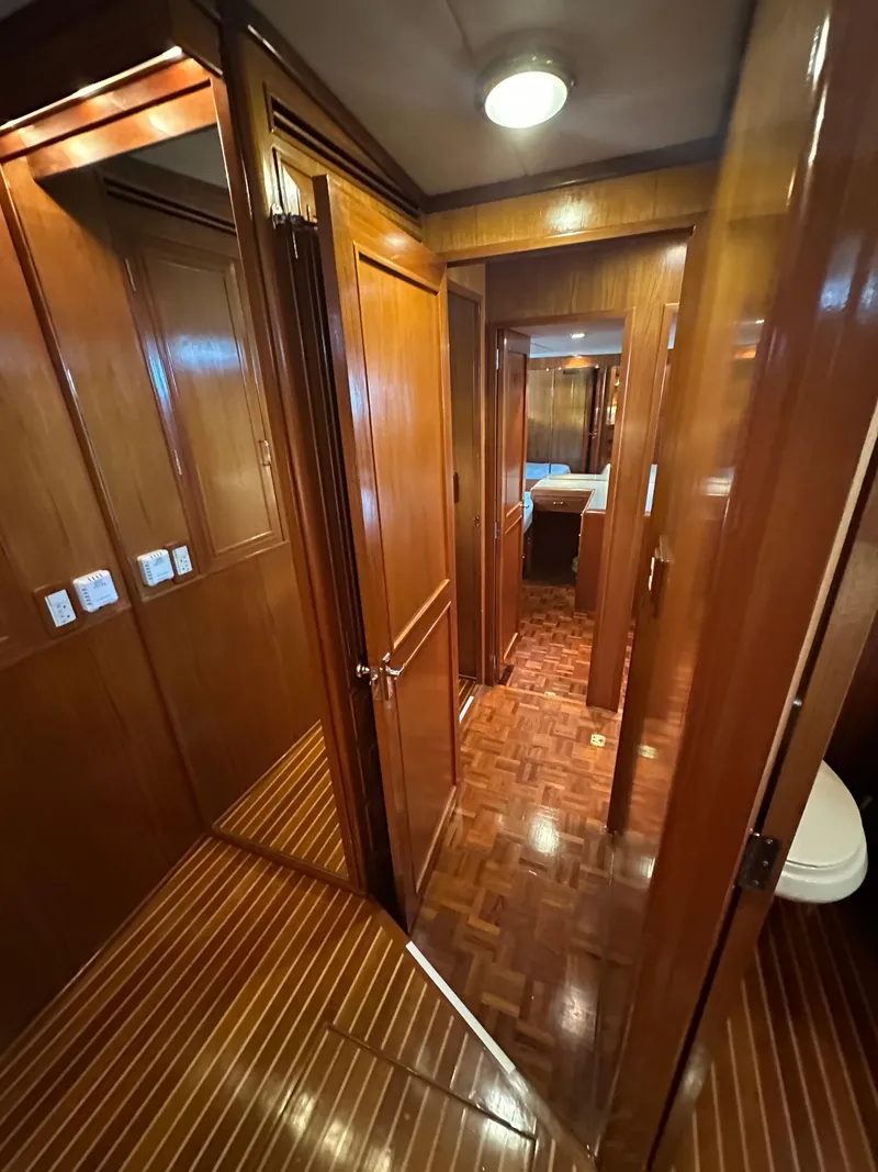 Slide: The Image of Ocean Alexander 60 Pilothouse 1985 - 83
