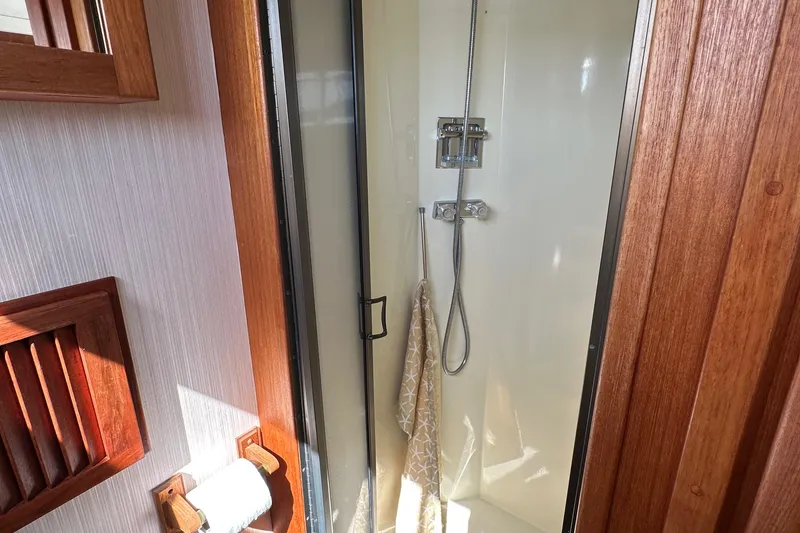 Slide: The Image of Tollycraft 43 Tri-Cabin Motor Yacht 1982 - 56