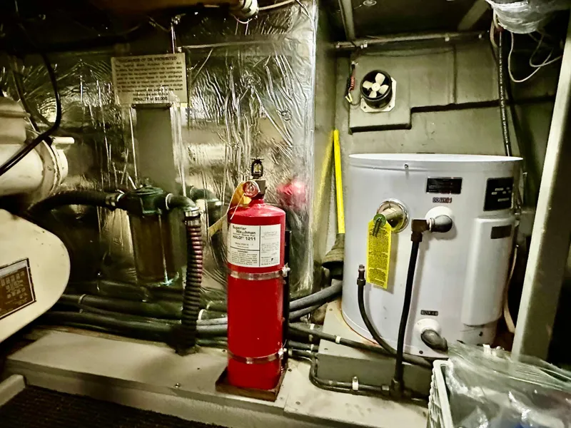 Slide: The Image of Tollycraft Tri Cabin 1982 - 58