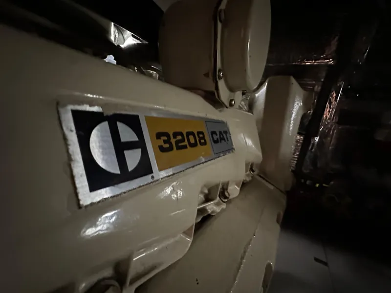 Slide: The Image of Tollycraft Tri Cabin 1982 - 61