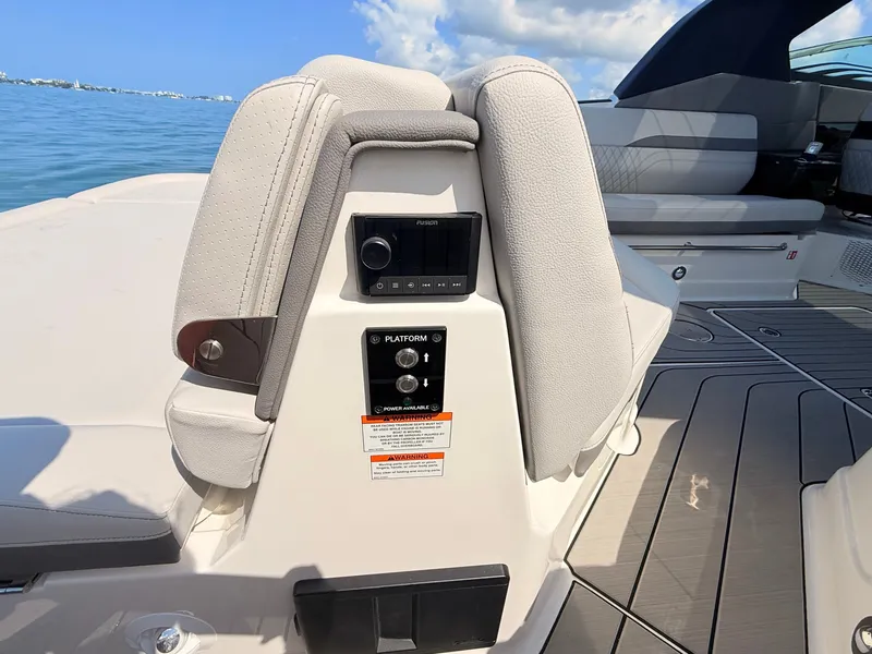 Slide: The Image of Sea Ray SLX 360 Outboard 2027 - 25