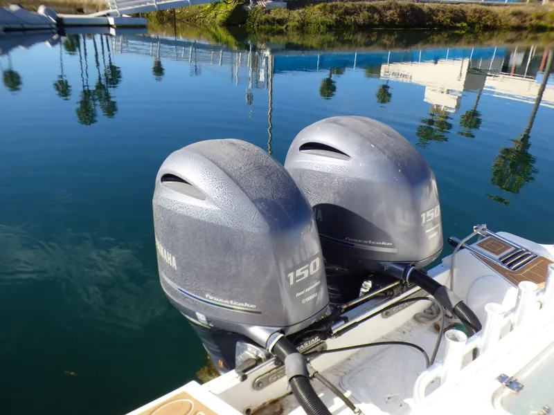 Slide: The Image of Twin Yamaha 150 outboard motors on a 2016 Sea Fox 256 Voyager boat. - 27