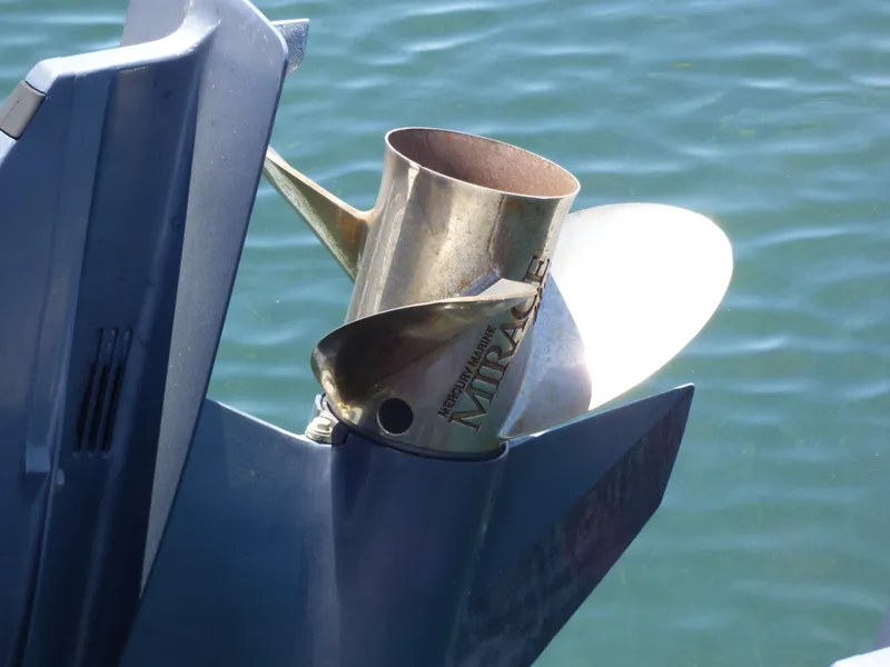 Slide: The Image of Close-up of a boat propeller on a 2004 Robalo R265 Walkaround. - 43