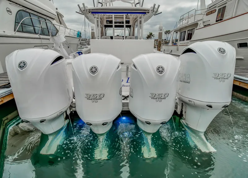 Slide: The Image of Four Yamaha 350 HP outboard engines on an Everglades 435 Center Console boat. - 6