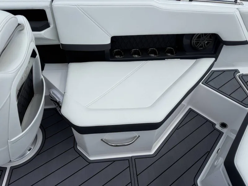 Slide: The Image of Cobalt R4 2026 - 17