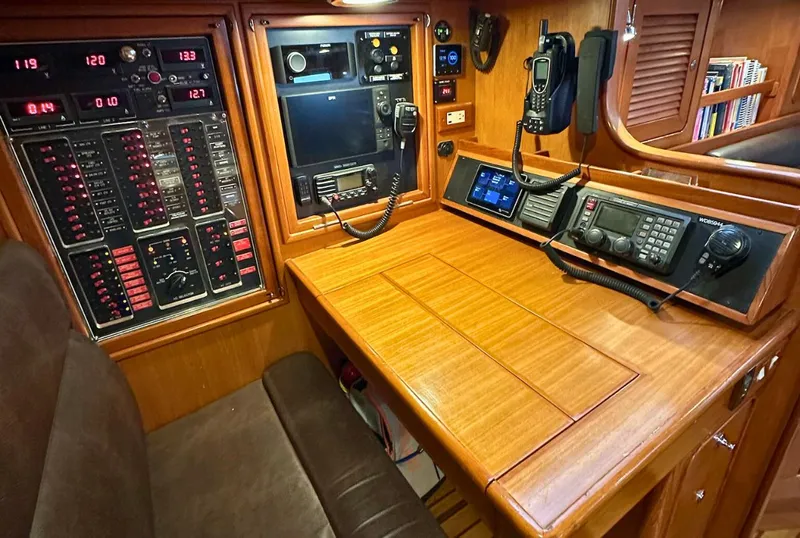 Slide: The Image of Hylas 54 2003 - 19