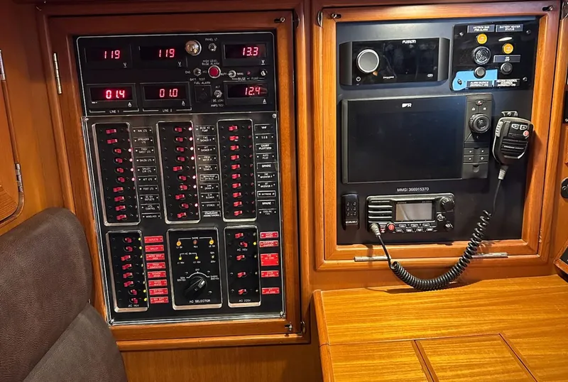 Slide: The Image of Hylas 54 2003 - 21