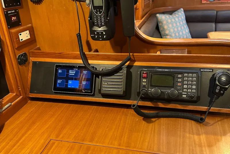 Slide: The Image of Hylas 54 2003 - 22