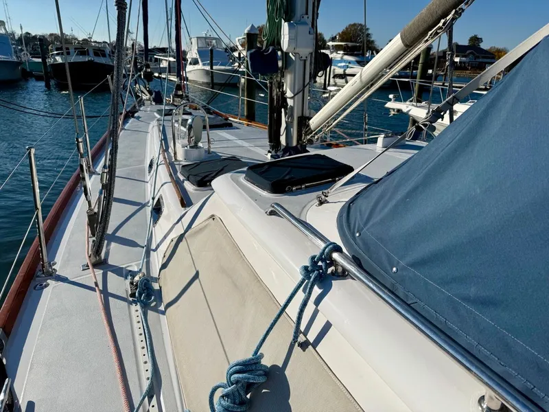 Slide: The Image of Agua Dulce side deck - 4