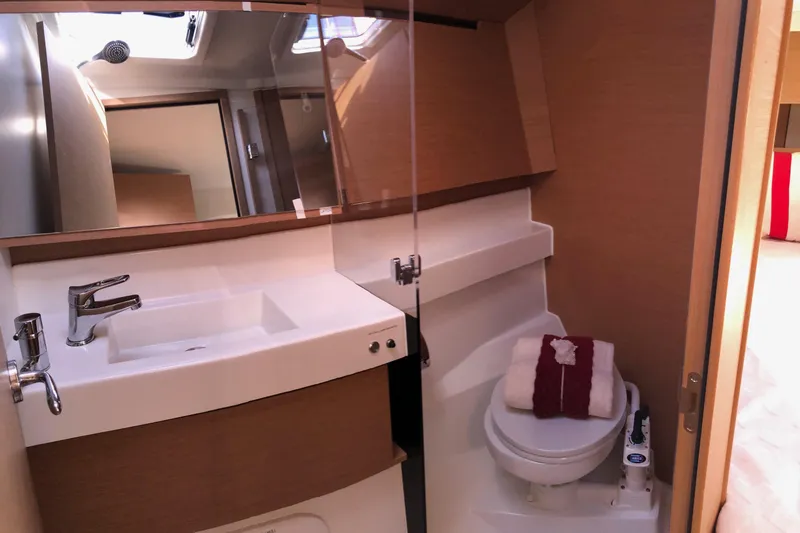 Slide: The Image of Master full head - 7