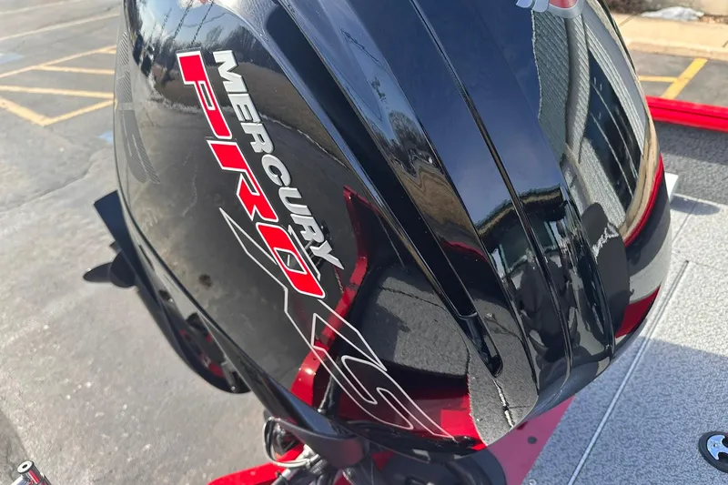 Slide: The Image of Mercury Pro outboard motor on 2026 Lund 1800 Explorer Sport boat. - 25