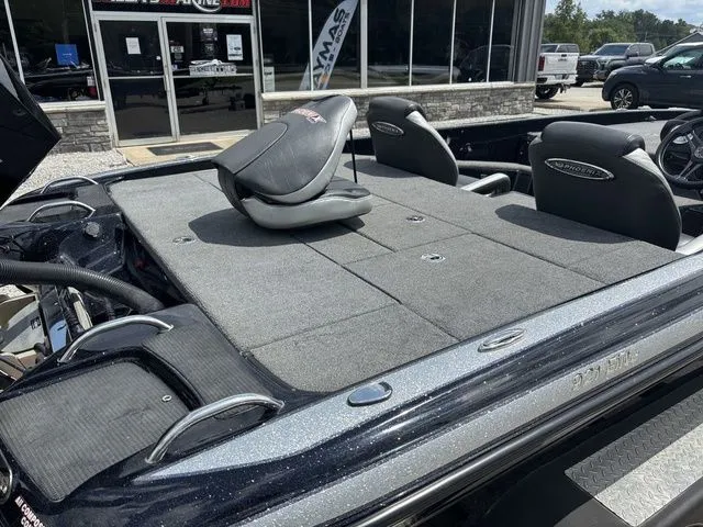 Slide: The Image of Phoenix Bass Boat 921 Elite 2021 - 4