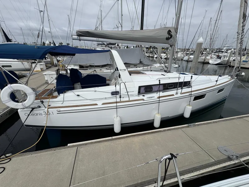 Slide: The Image of Beneteau Oceanis 35.1 2021 - 55