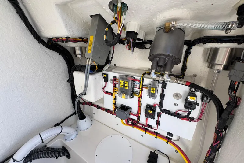 Slide: The Image of Electrical system of 2026 Sea Born LX22 Center Console boat, showcasing wiring and components. - 44