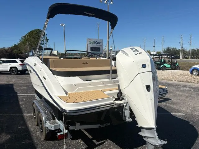 Slide: The Image of Sea Ray SPX 210 Outboard 2026 - 5