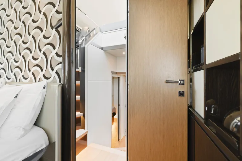 Slide: The Image of Interior of 2024 Absolute 60 Fly yacht, featuring modern design and elegant decor. - 44
