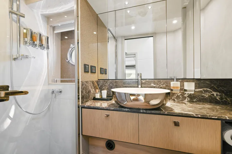 Slide: The Image of Absolute 60 Fly 2026 - 52