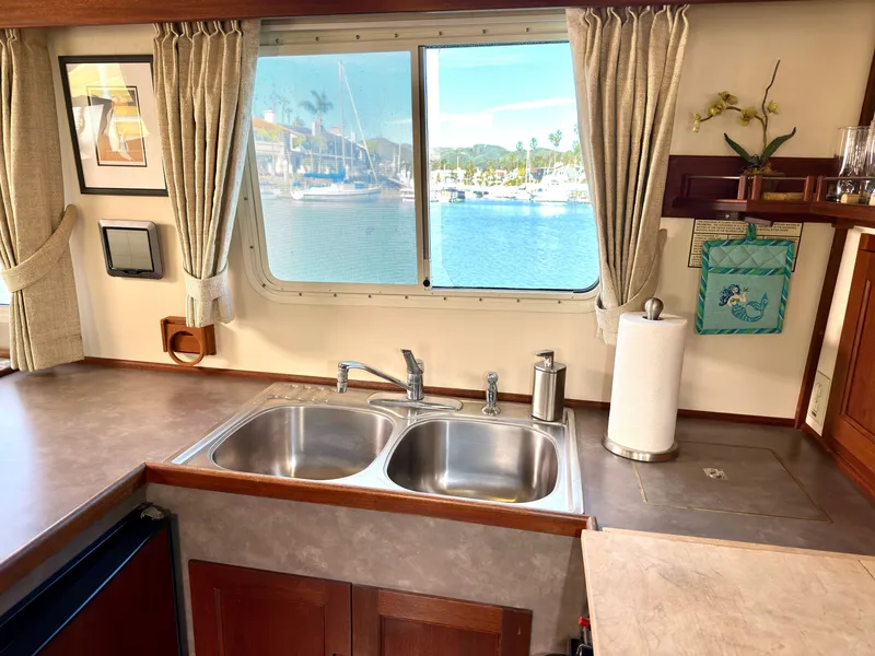 Slide: The Image of Pacific Trawler Cruiser 2002 - 49