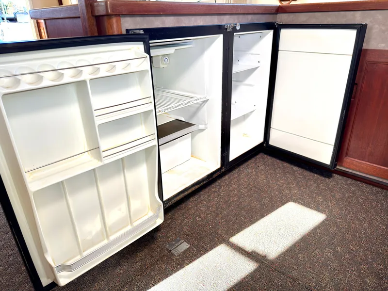 Slide: The Image of Pacific Trawler Cruiser 2002 - 53