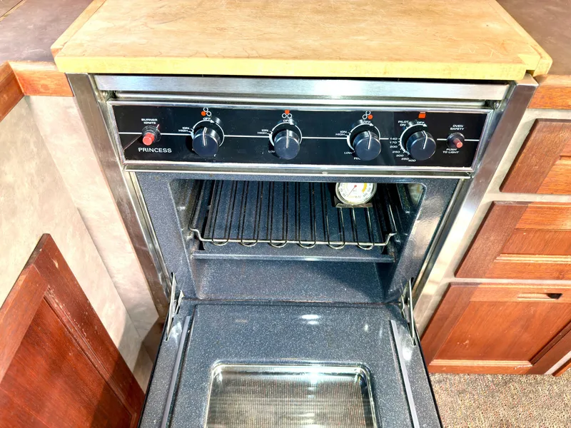 Slide: The Image of Pacific Trawler Cruiser 2002 - 54