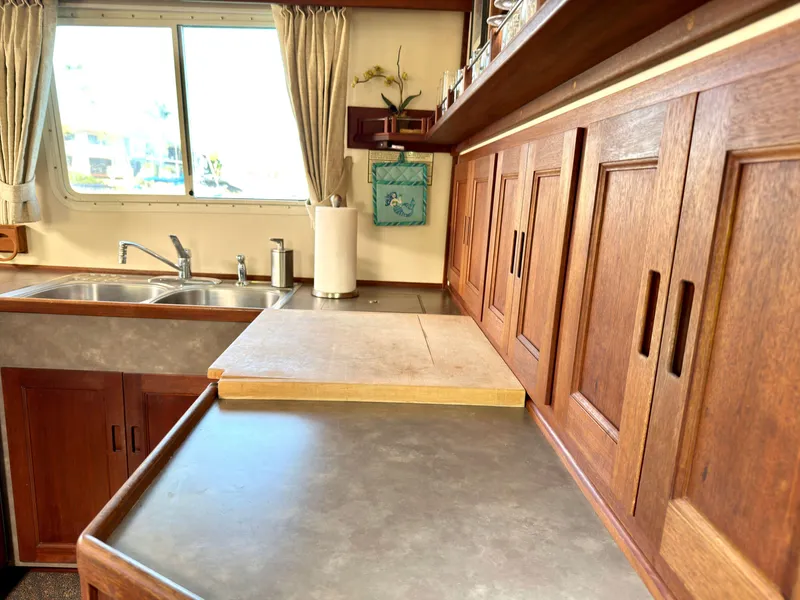 Slide: The Image of Pacific Trawler Cruiser 2002 - 57