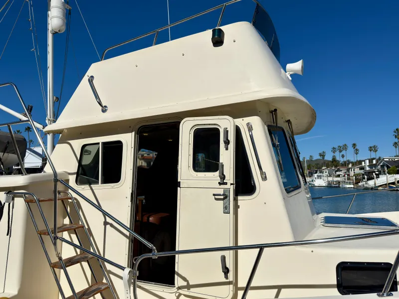 Slide: The Image of Pacific Trawler Cruiser 2002 - 8