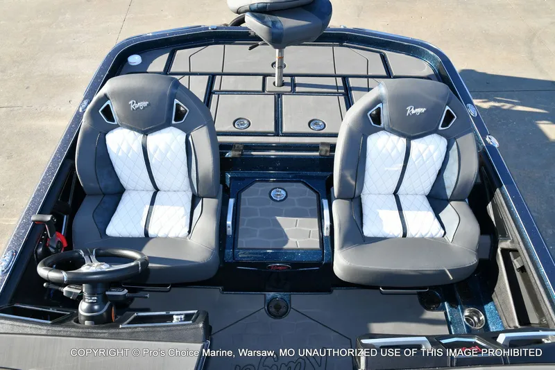Slide: The Image of Ranger Z521R Dual Console w/Traction Mats 2026 - 15