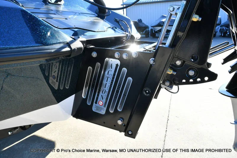 Slide: The Image of Ranger Z521R Dual Console w/Traction Mats 2026 - 26