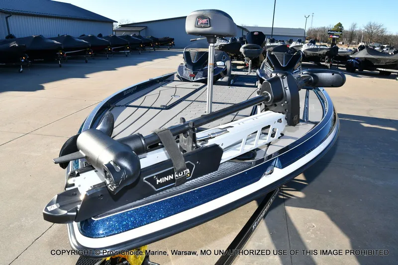 Slide: The Image of Ranger Z521R Dual Console w/Traction Mats 2026 - 30