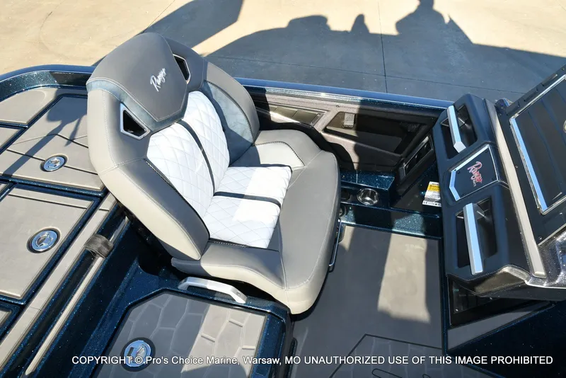 Slide: The Image of Ranger Z521R Dual Console w/Traction Mats 2026 - 44