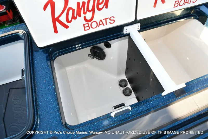 Slide: The Image of Ranger Z521R Dual Console w/Traction Mats 2026 - 62