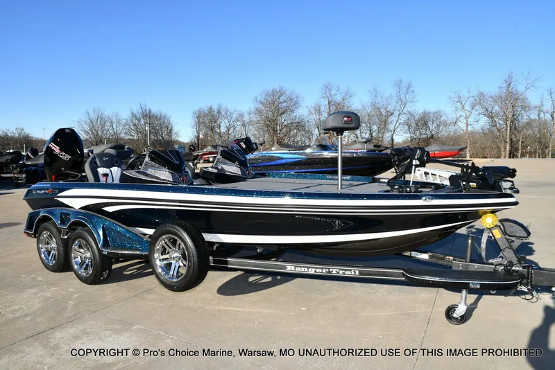 Slide: The Image of Ranger Z521R Dual Console w/Traction Mats 2026 - 74