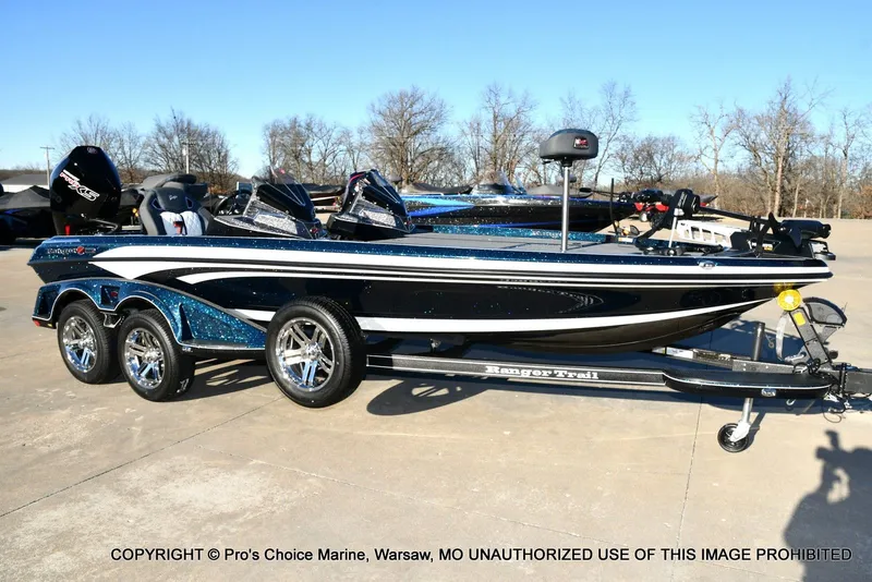 Slide: The Image of Ranger Z521R Dual Console w/Traction Mats 2026 - 79