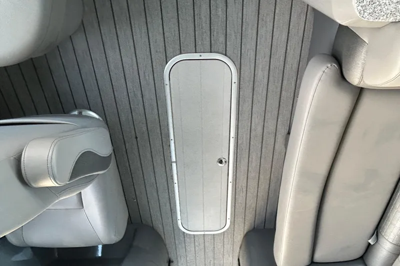 Slide: The Image of Avalon 2785 Excaliber 2020 boat interior with gray seating and flooring. - 8