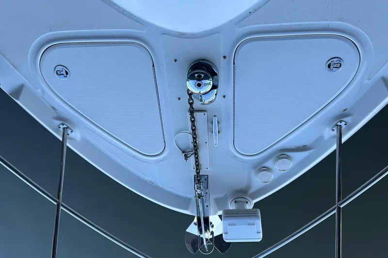 Slide: The Image of 2005 Sea Ray 44 Sedan Bridge anchor system and deck details. - 17