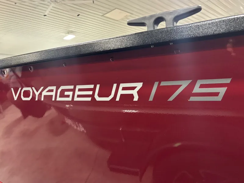 Slide: The Image of Alumacraft Voyageur 175 SC 2026 - 15