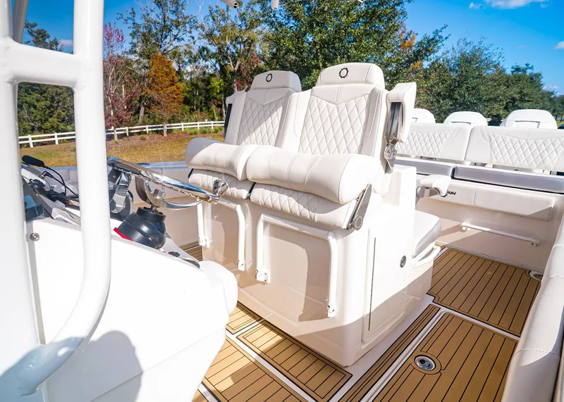 Slide: The Image of Fountain 38 Center Console 2019 - 21