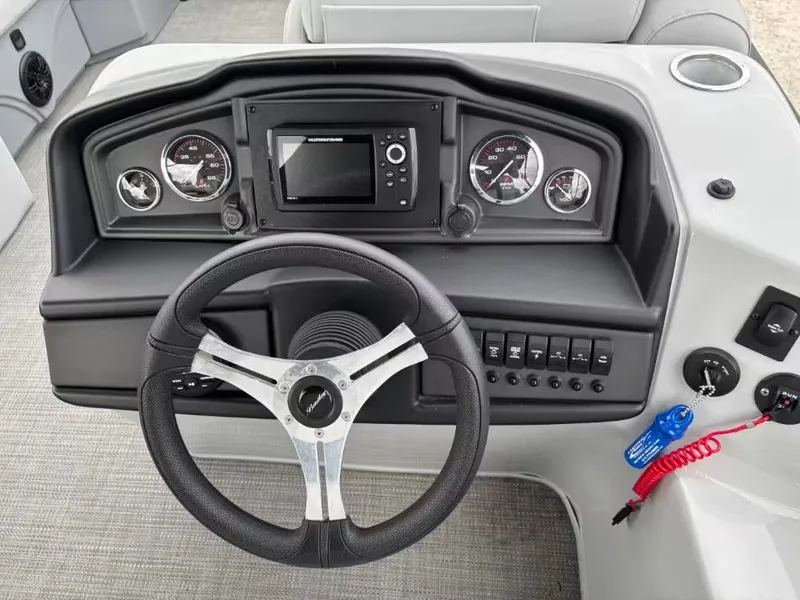 Slide: The Image of Bentley Pontoons 220 navigator 2023 - 8