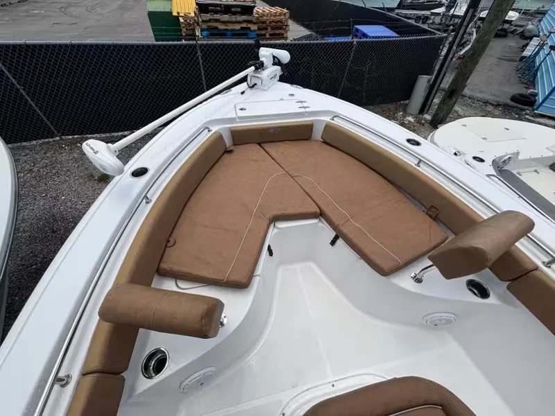 Slide: The Image of Sea Hunt Ultra 229 2023 - 14