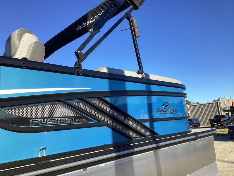 The Image of SunCatcher Fusion 324RC 2025 - 1