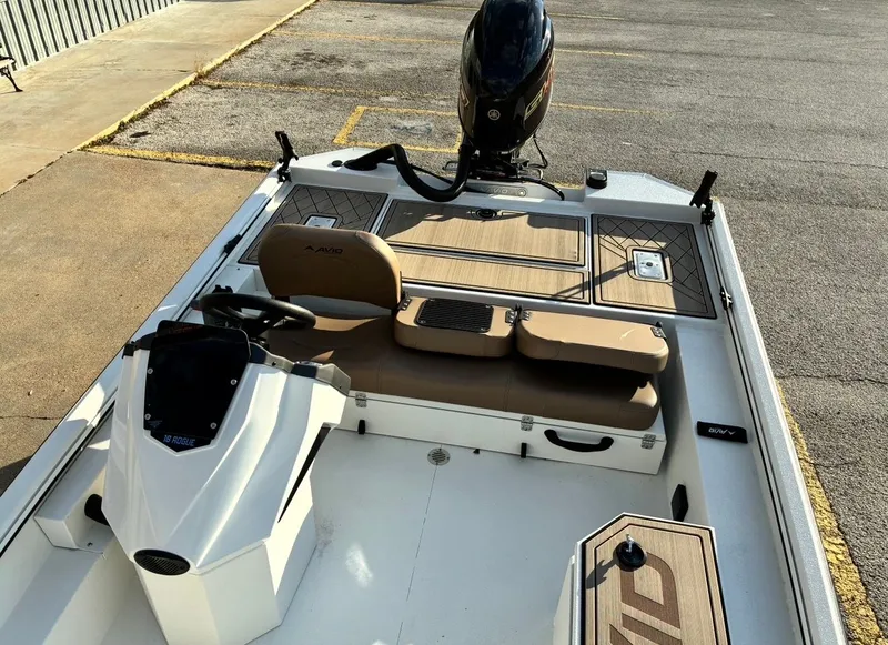 Slide: The Image of Avid 18SC Rogue 2026 - 17