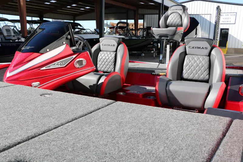 Slide: The Image of Caymas CX 20 PRO 2025 - 9