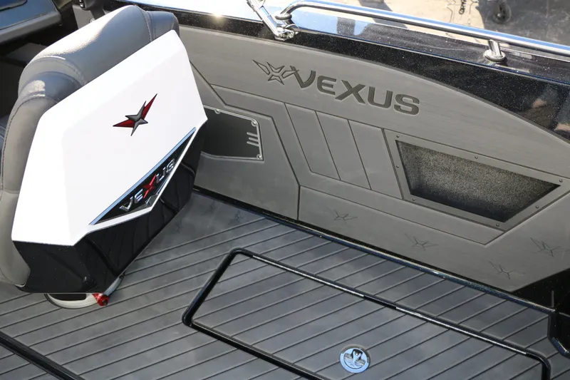 Slide: The Image of Vexus DVX 20S 2025 - 36