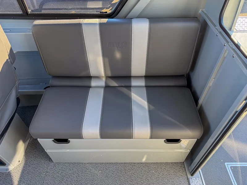 Slide: The Image of Hewescraft 240 Ocean Pro HT 2026 - 13