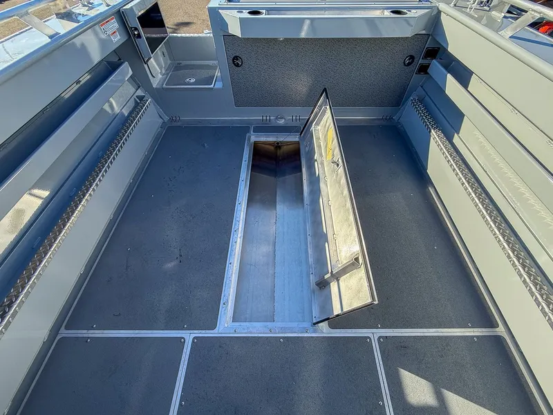 Slide: The Image of Hewescraft 240 Ocean Pro HT 2026 - 19