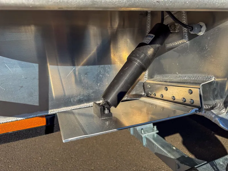 Slide: The Image of Hewescraft 240 Ocean Pro HT 2026 - 24