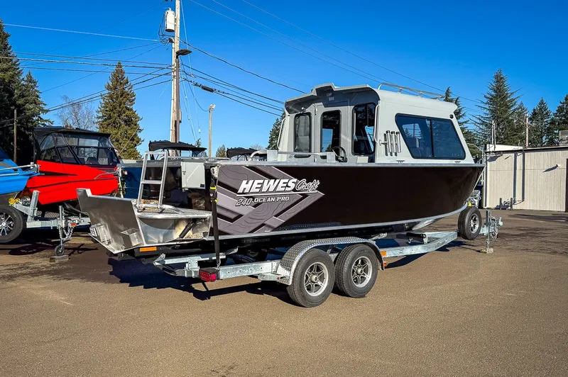 Slide: The Image of Hewescraft 240 Ocean Pro HT 2026 - 3