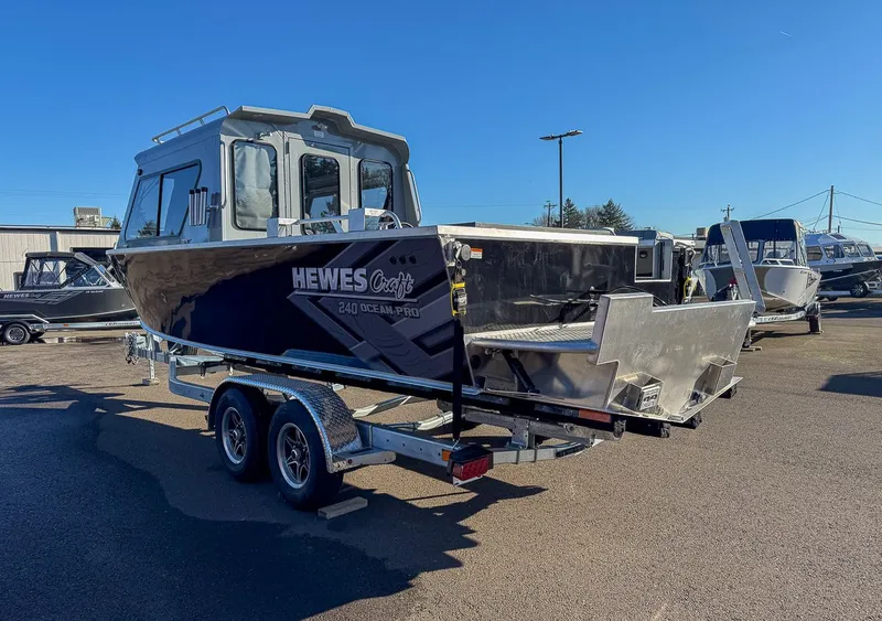 Slide: The Image of Hewescraft 240 Ocean Pro HT 2026 - 5