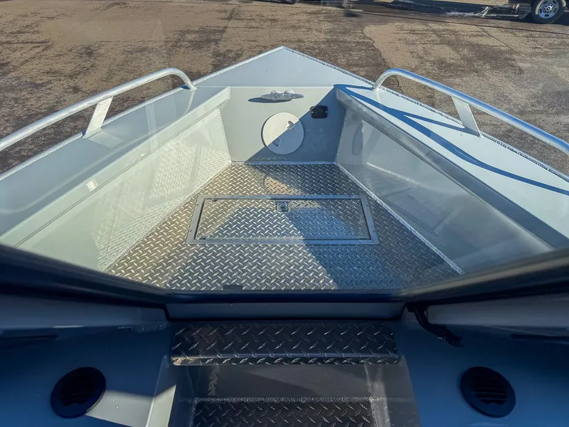 Slide: The Image of Hewescraft 240 Ocean Pro HT 2026 - 7